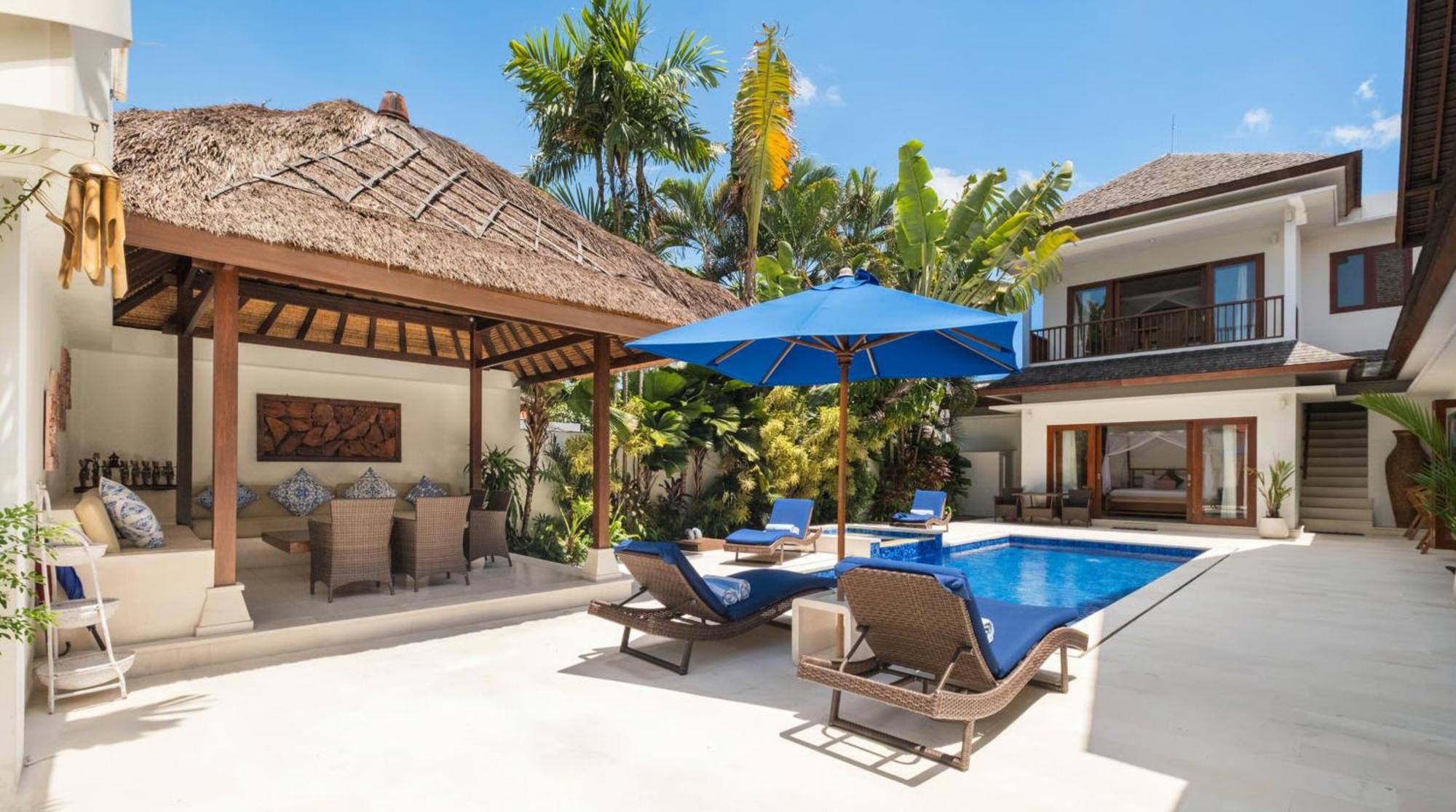Kashantre Villa, Spacious 4 Bedroom Near Legian *